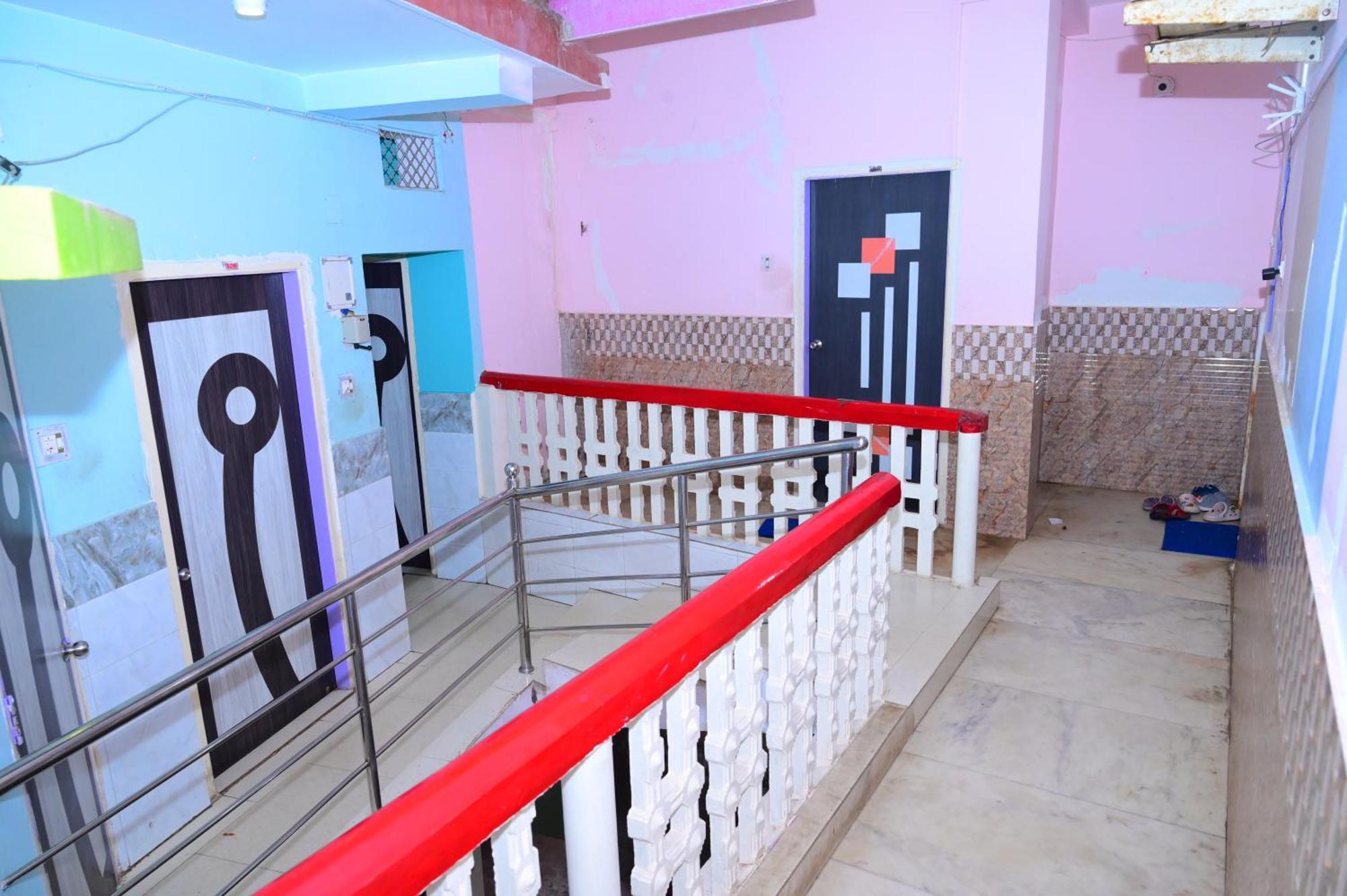 Mor Hotel Beach Heaven-স্বর্গদ্বার গোল্ডেন বিচ এবং মন্দিরের কাছে হোটেল বিচ হেভেন- Near Golden Beach & Temple Best Selling & Best Choice Of Travellers Puri Exteriör bild