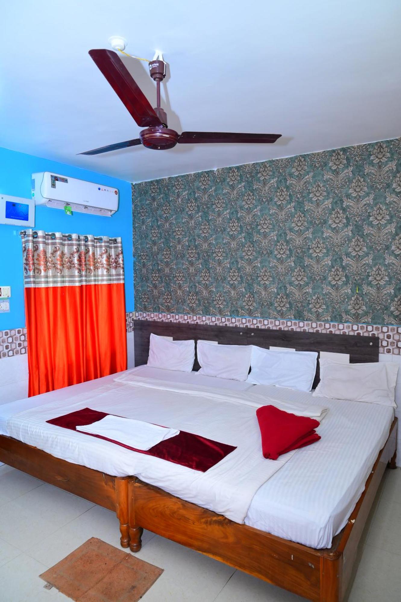 Mor Hotel Beach Heaven-স্বর্গদ্বার গোল্ডেন বিচ এবং মন্দিরের কাছে হোটেল বিচ হেভেন- Near Golden Beach & Temple Best Selling & Best Choice Of Travellers Puri Exteriör bild