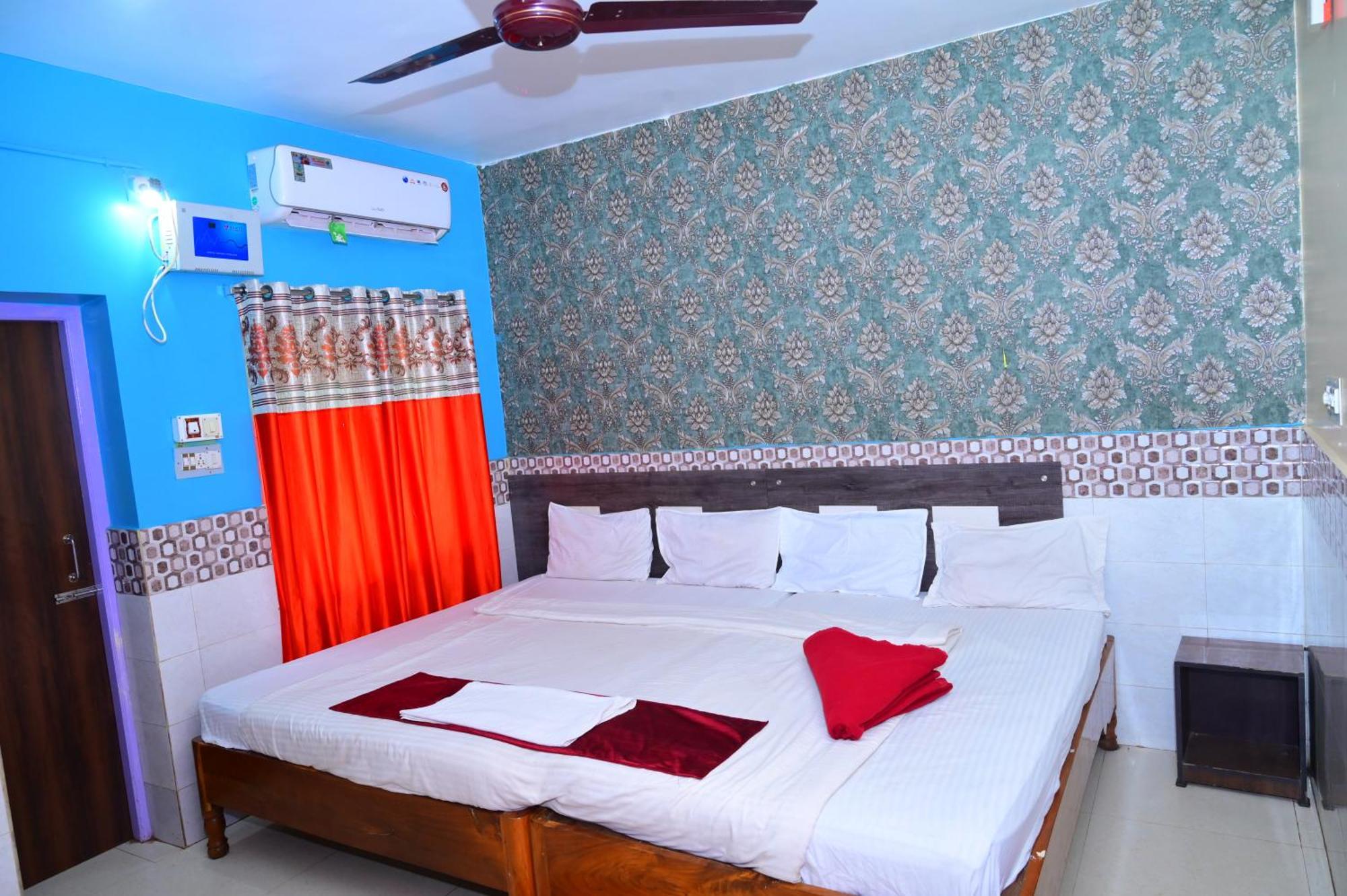 Mor Hotel Beach Heaven-স্বর্গদ্বার গোল্ডেন বিচ এবং মন্দিরের কাছে হোটেল বিচ হেভেন- Near Golden Beach & Temple Best Selling & Best Choice Of Travellers Puri Exteriör bild