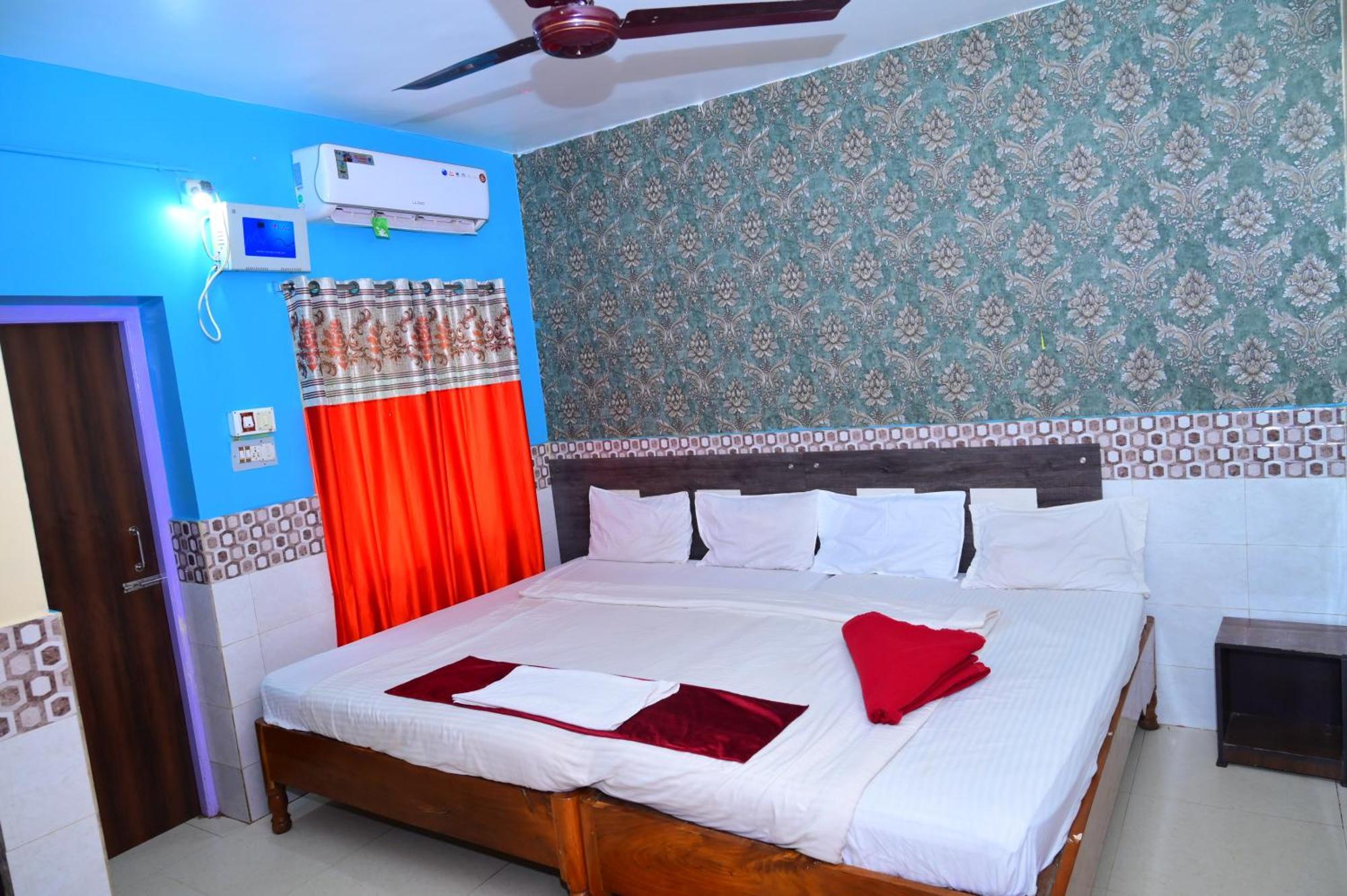 Mor Hotel Beach Heaven-স্বর্গদ্বার গোল্ডেন বিচ এবং মন্দিরের কাছে হোটেল বিচ হেভেন- Near Golden Beach & Temple Best Selling & Best Choice Of Travellers Puri Exteriör bild