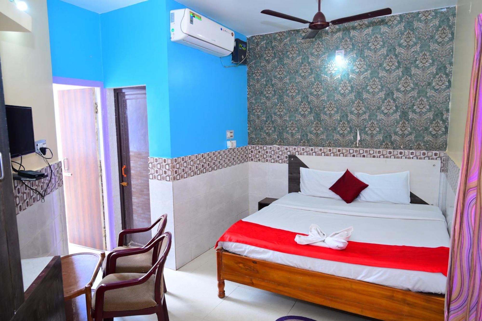 Mor Hotel Beach Heaven-স্বর্গদ্বার গোল্ডেন বিচ এবং মন্দিরের কাছে হোটেল বিচ হেভেন- Near Golden Beach & Temple Best Selling & Best Choice Of Travellers Puri Exteriör bild